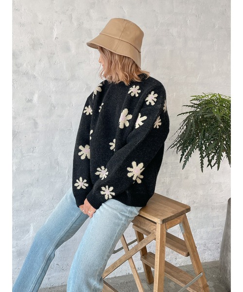 Vicente(ヴィセンテ)の「Happy flower knit(ニット/セーター・レディース・パープル/イエロー・FREE)」の5枚目の写真