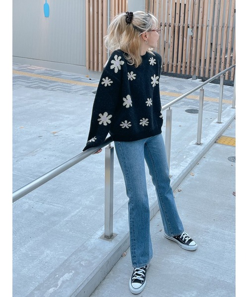 Vicente(ヴィセンテ)の「Happy flower knit(ニット/セーター・レディース・パープル/イエロー・FREE)」の15枚目の写真