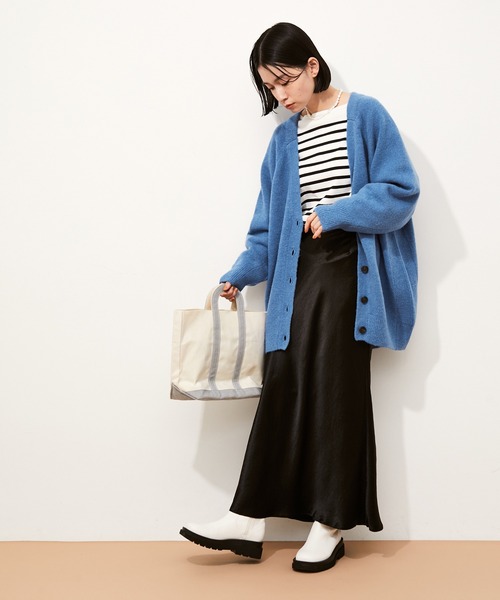 ADAM ET ROPE'(アダムエロペ)の「【アウトレット店舗・WEB限定】エラスティックドルマンカーディガン(カーディガン/ボレロ・レディース・チャコールグレー/ブルー/パープル系その他/ライトグレー・FREE)」の19枚目の写真