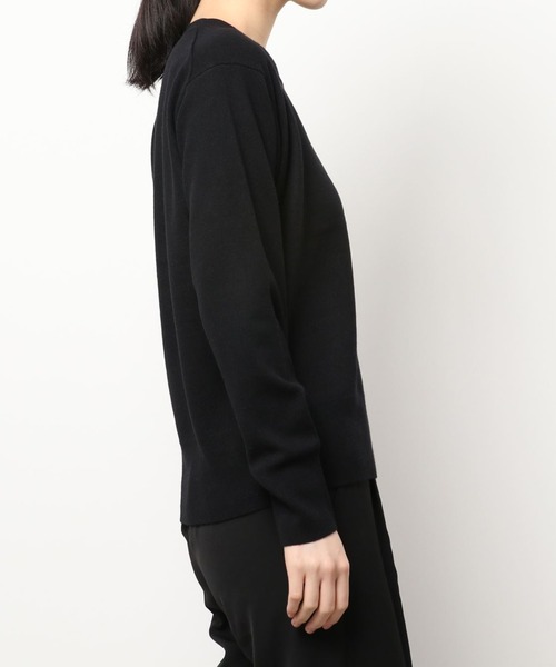 Vivienne Westwood（ヴィヴィアンウエストウッド）の「ウーレンベーシッククルーネックプルオーバー（ニット/セーター・レディース・ブラック/ベージュ/ピンク/グレー・FREE）」の5枚目の写真