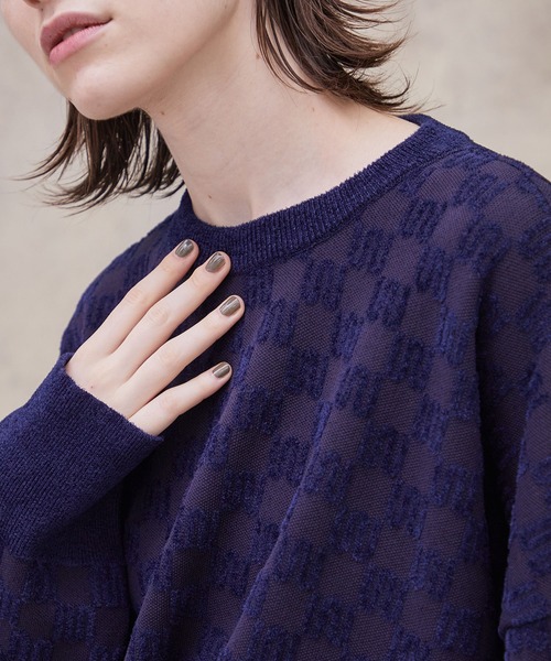 PUBLIC TOKYO（パブリックトウキョウ）の「パイルジャガードアシメニット（ニット/セーター・レディース・アイボリー/ネイビー・FREE）」の9枚目の写真
