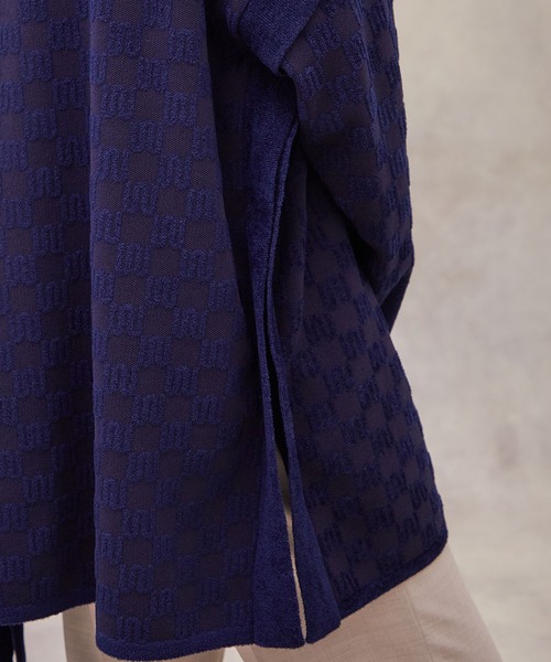 PUBLIC TOKYO（パブリックトウキョウ）の「パイルジャガードアシメニット（ニット/セーター・レディース・アイボリー/ネイビー・FREE）」の5枚目の写真