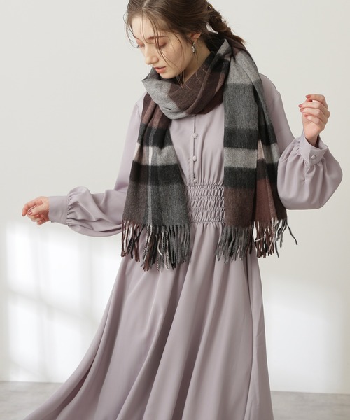 N.(N. Natural Beauty Basic)(エヌエヌナチュラルビューティーベーシック)の「ウールチェックストール(ストール/ショール・レディース・ブラウン・フリ-)」の5枚目の写真