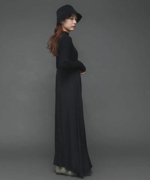 SENSE OF PLACE by URBAN RESEARCH(センスオブプレイスバイアーバンリサーチ)の「リブドッキングワンピース(ワンピース・レディース・ライトベージュ/ブラック・ONE)」の13枚目の写真