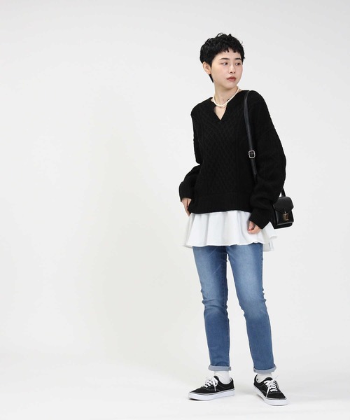 HONEYSUCKLE ROSE(ハニーサックルローズ)の「【HONEYSUCKLE ROSE】フェイクレイヤードニット(ニット/セーター・レディース・ベージュ/ブラック/オフホワイト・L/M)」の9枚目の写真