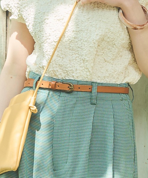 Crisp（クリスプ）の「細レザーベルト（ベルト・レディース・ブラウン/キャメル・FREE）」の2枚目の写真