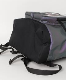 A BATHING APE（アベイシングエイプ）の「AURORA SHARK DAY PACK M 