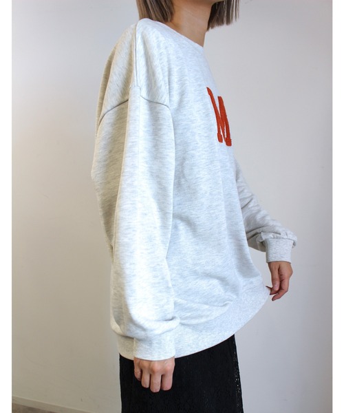 MLI'A（エムリア）の「イニシャルロゴスウェット（スウェット・レディース・ネイビー/オフホワイト/グリーン/オートミール・M）」の13枚目の写真