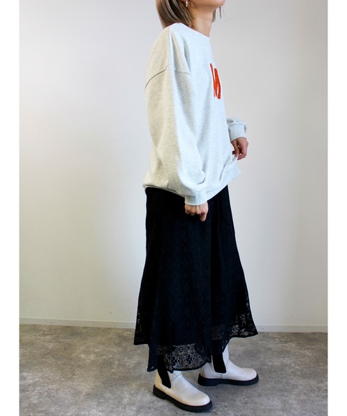 MLI'A（エムリア）の「イニシャルロゴスウェット（スウェット・レディース・ネイビー/オフホワイト/グリーン/オートミール・M）」の11枚目の写真