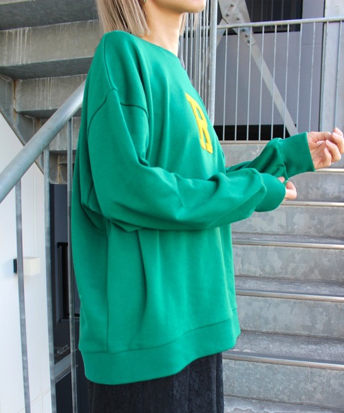 MLI'A（エムリア）の「イニシャルロゴスウェット（スウェット・レディース・ネイビー/オフホワイト/グリーン/オートミール・M）」の9枚目の写真