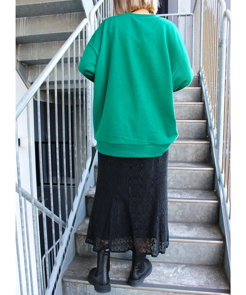 MLI'A（エムリア）の「イニシャルロゴスウェット（スウェット・レディース・ネイビー/オフホワイト/グリーン/オートミール・M）」の20枚目の写真