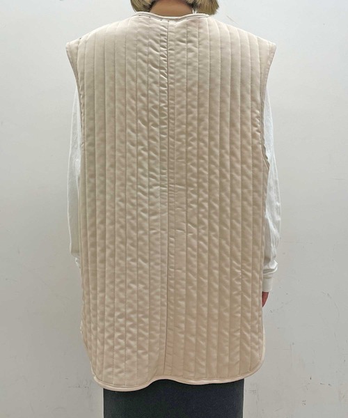 Omekashi（オメカシ）の「キルティングベスト（ポンチョ・レディース・ブラック/ベージュ/アイボリー・FREE）」の21枚目の写真