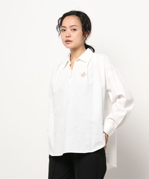 Q（キュー）の「Qエンブレム スキッパーシャツ（シャツ/ブラウス・レディース・アイボリー/ホワイト系その他・MEDIUM）」の6枚目の写真