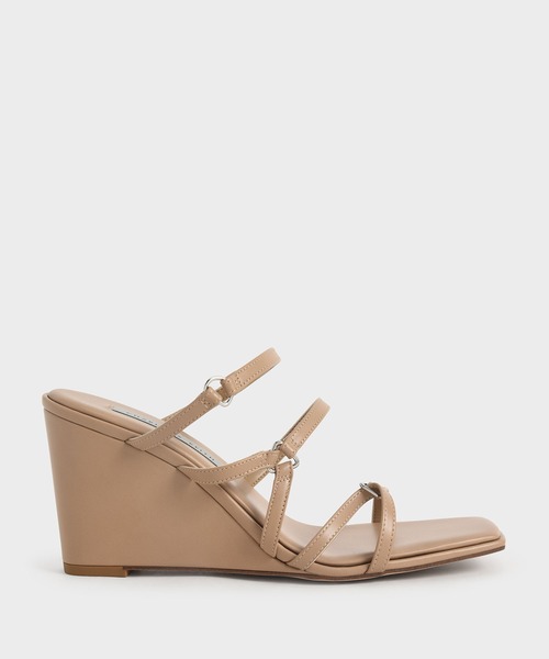 CHARLES & KEITH(チャールズ & キース)の「ストラッピー ウェッジミュール / Strappy Wedge Mules(サンダル・レディース・オフホワイト/ブラック/ブラウン系その他・23cm/25cm/22.5cm/24.5cm/23.5cm/25.5cm/22cm)」の3枚目の写真