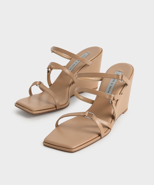 CHARLES & KEITH(チャールズ & キース)の「ストラッピー ウェッジミュール / Strappy Wedge Mules(サンダル・レディース・オフホワイト/ブラック/ブラウン系その他・23cm/25cm/22.5cm/24.5cm/23.5cm/25.5cm/22cm)」の12枚目の写真
