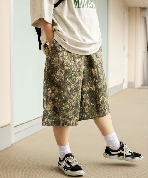 WEGO（ウィゴー）の「WEGO/ワイドチノショーツ（チノパンツ・メンズ・ベージュ/ホワイト/ブラック/その他1/その他2・LARGE/MEDIUM）」の11枚目の写真