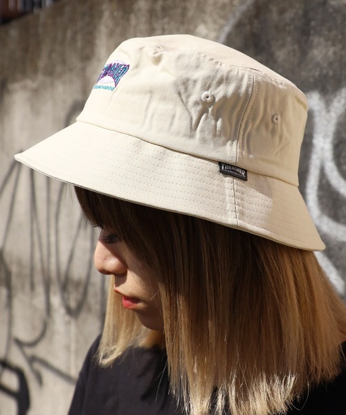 THRASHER（スラッシャー）の「THRASHER/スラッシャー OVAL MAG BUCKET HAT バケットハット 刺繍ワッペン（ハット・メンズ・ブラック/サックスブルー/グリーン/アイボリー・58）」の21枚目の写真