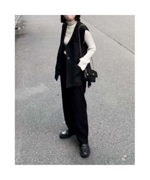 OWLLIDA apartment.(オルリダアパートメント)の「Asymmetry mannish vest(ベスト・レディース・ブラック/モカ・FREE)」の5枚目の写真
