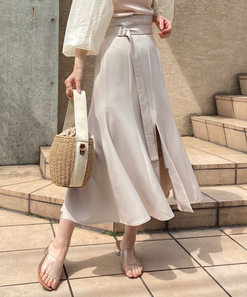 one after another NICE CLAUP（ワンアフターアナザーナイスクラップ）の「Sサイズあり　センタースリットマーメイドスカート（スカート・レディース・ブラック/ブラウン/ライトベージュ/チェック/インディゴブルー/ワンウォッシュ・SMALL/MEDIUM）」の4枚目の写真