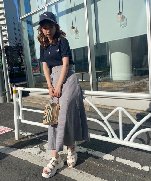 one after another NICE CLAUP（ワンアフターアナザーナイスクラップ）の「Sサイズあり　センタースリットマーメイドスカート（スカート・レディース・ブラック/ブラウン/ライトベージュ/チェック/インディゴブルー/ワンウォッシュ・SMALL/MEDIUM）」の21枚目の写真