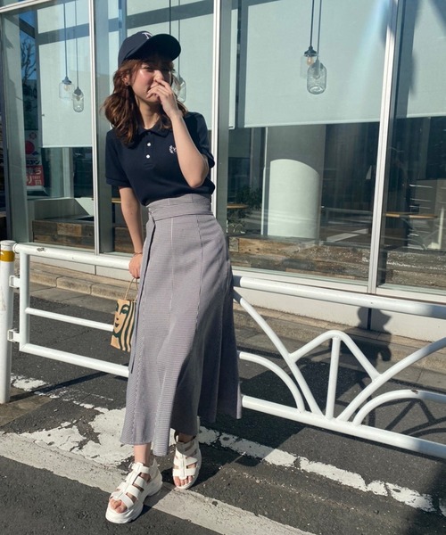 one after another NICE CLAUP（ワンアフターアナザーナイスクラップ）の「Sサイズあり　センタースリットマーメイドスカート（スカート・レディース・ブラック/ブラウン/ライトベージュ/チェック/インディゴブルー/ワンウォッシュ・SMALL/MEDIUM）」の22枚目の写真