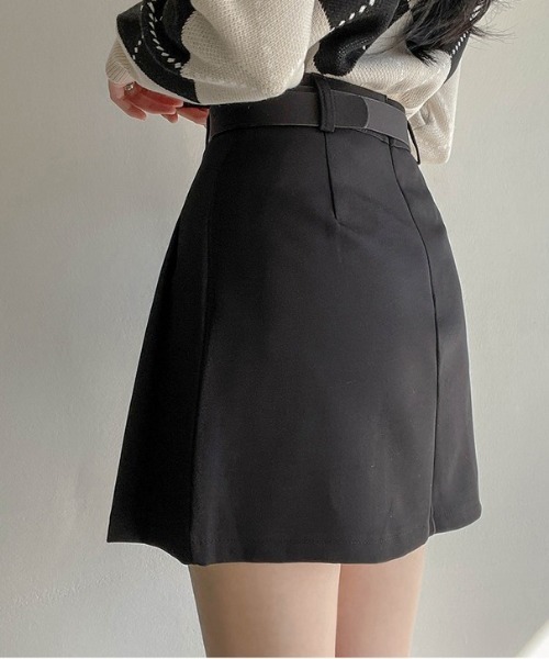SONA（ソナ）の「SONYUNARA ハーフプリーツベルトミニスカート（スカート・レディース・ブラック/グレー・SMALL/MEDIUM/LARGE）」の5枚目の写真