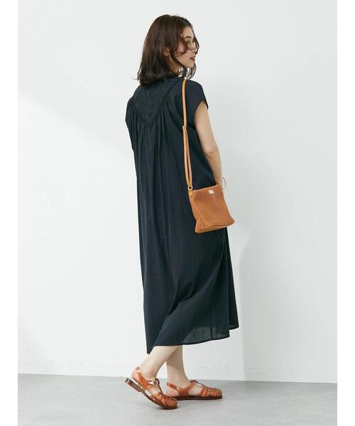 Furryrate（ファーリーレート）の「・furry rate キーネック刺繍ヨークワンピース（ワンピース・レディース・グリーン/ブラック/イエロー・FREE）」の14枚目の写真