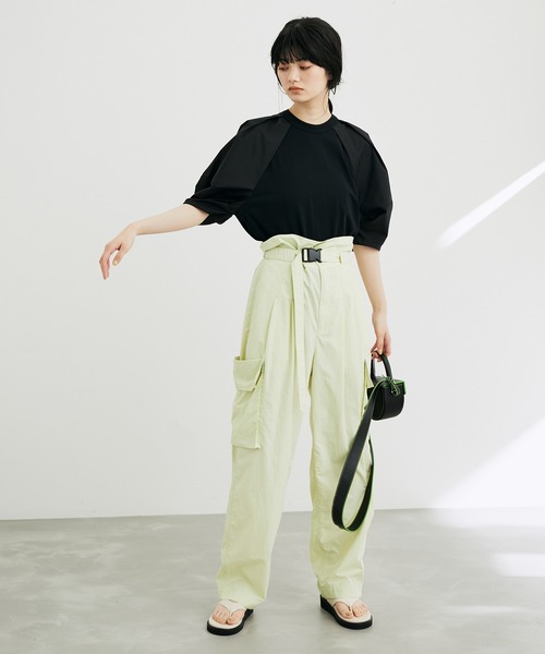 ADAM ET ROPE'(アダムエロペ)の「パフTシャツ(Tシャツ/カットソー・レディース・ホワイト/ブラック/サックスブルー・FREE)」の5枚目の写真