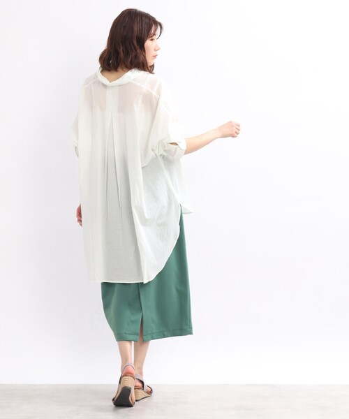 SHOO・LA・RUE（シューラルー）の「◆ソフトコットンシフォンシャツ（シャツ/ブラウス・レディース・チャコールグレー/グリーン/ホワイト系/ホワイト系5・00）」の16枚目の写真