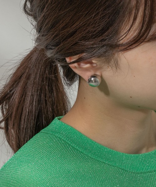 SMELLY（スメリー）の「メタルキュウタイピアス（ピアス（両耳用）・レディース・シルバー・-）」の4枚目の写真