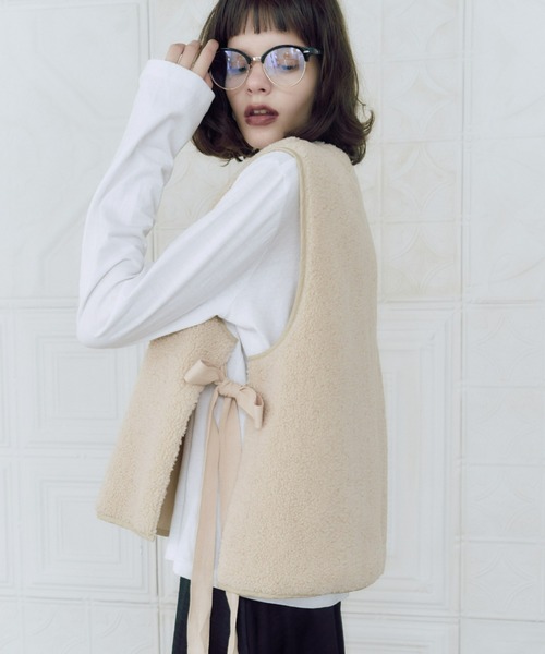 manana suerte（マニャーナスエルテ）の「サイドリボンボアベスト（ベスト・レディース・ブラック/オフホワイト・FREE）」の19枚目の写真