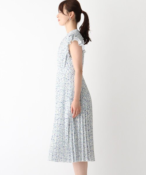 index(インデックス)の「◆ミニフラワーフリルプリーツワンピース【WEB限定サイズ】(ワンピース・レディース・グリーン系その他2/ホワイト系3/ブラック系・40/38/42/36)」の6枚目の写真