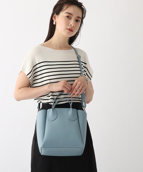 OPAQUE.CLIP（オペークドットクリップ）の「◆フェイクレザーミドルサイズトートバッグ【2WAY】（トートバッグ・レディース・ブラック/ベージュ/シルバー/ブルー・00）」の11枚目の写真