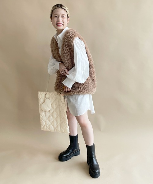 w closet(ダブルクローゼット)の「ハートポーチ付きキルティングトートバッグ(トートバッグ・レディース・ブラック/カーキ/アイボリー/ラベンダー・FREE)」の11枚目の写真