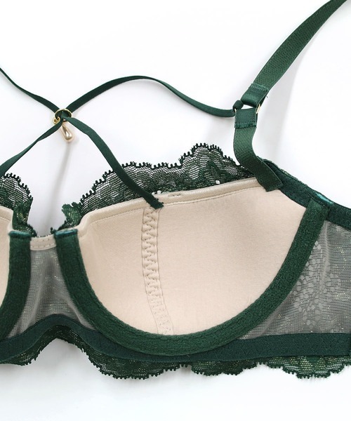 ANNEBRA(アンブラ)の「Olive ストリングデザインライトブラジャー(ブラジャー・レディース・イエロー/グリーン・B70/C70/D70/B75/C75/D75/E70/E75/F70/F75/E80/C80/D80/G70/G75)」の5枚目の写真