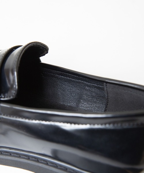 menue（メヌエ）の「晴雨兼用ボリュームソールローファー（ローファー・レディース・アイボリー/ブラック×ホワイト/グレイッシュベージュ/ブラック/ブラック系その他・XS/M/3L/LL/S/L）」の16枚目の写真