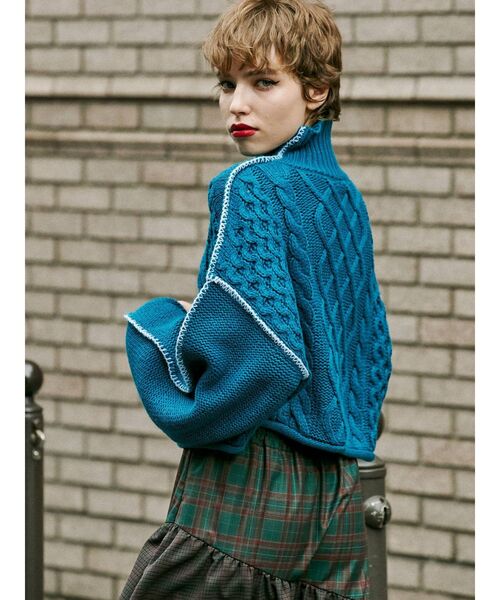 jouetie（ジュエティ）の「クロップドステッチニット（ニット/セーター・レディース・オレンジ/ブラック/ブルー/グリーン・MEDIUM）」の14枚目の写真