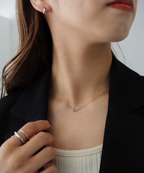 cheriella(シェリエラ)の「【cheriella】スクリューチェーンネックレス(ネックレス・レディース・シルバー/ゴールド・FREE)」の11枚目の写真