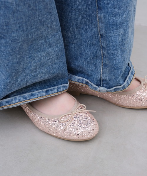 Launa lea ballet(ラウナレア バレエ)の「【新色追加】ラウンドトゥバレエシューズ(B1601A)(バレエシューズ・レディース・シルバー/グレイッシュベージュ/ブラック/ライラック/オフホワイト/ピンクベージュ/ライトブルー・24.5cm/23.0cm/23.5cm/24.0cm/22.5cm/25.0cm/22.0cm/21.5cm/25.5cm/26.0cm)」の6枚目の写真