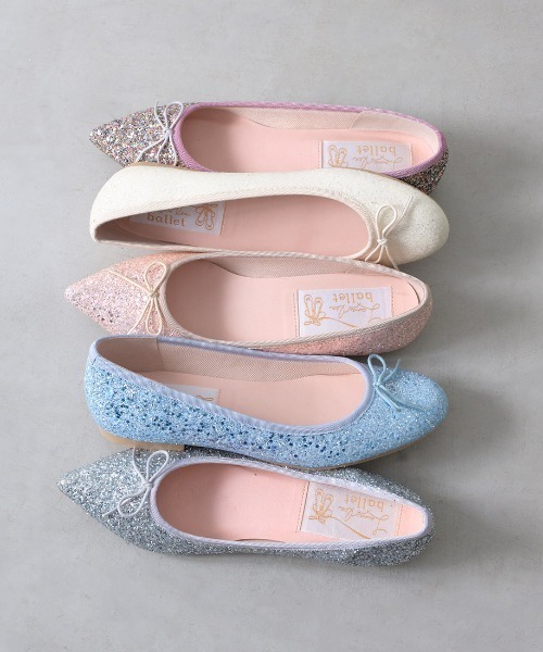 Launa lea ballet(ラウナレア バレエ)の「【新色追加】ラウンドトゥバレエシューズ(B1601A)(バレエシューズ・レディース・シルバー/グレイッシュベージュ/ブラック/ライラック/オフホワイト/ピンクベージュ/ライトブルー・24.5cm/23.0cm/23.5cm/24.0cm/22.5cm/25.0cm/22.0cm/21.5cm/25.5cm/26.0cm)」の8枚目の写真
