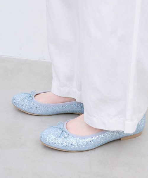 Launa lea ballet(ラウナレア バレエ)の「【新色追加】ラウンドトゥバレエシューズ(B1601A)(バレエシューズ・レディース・シルバー/グレイッシュベージュ/ブラック/ライラック/オフホワイト/ピンクベージュ/ライトブルー・24.5cm/23.0cm/23.5cm/24.0cm/22.5cm/25.0cm/22.0cm/21.5cm/25.5cm/26.0cm)」の11枚目の写真