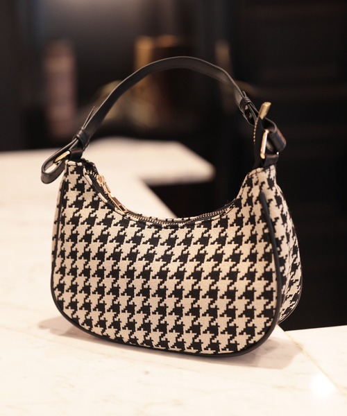Julia Boutique（ジュリアブティック）の「千鳥格子柄ハーフムーンバッグ/22576（ハンドバッグ・レディース・ブラック・ONE）」の6枚目の写真