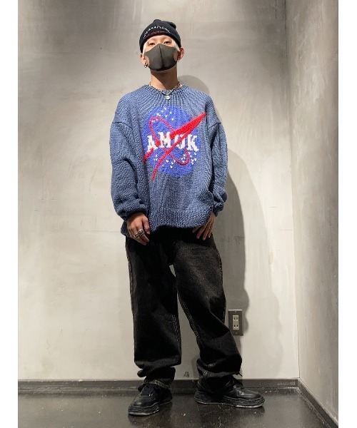 L.H.P Private Brand(エルエイチピープライベートブランド)の「【別注】amok /アモク/NASA KNIT(ニット/セーター・メンズ・ブルー/ブラック/パープル・F)」の5枚目の写真