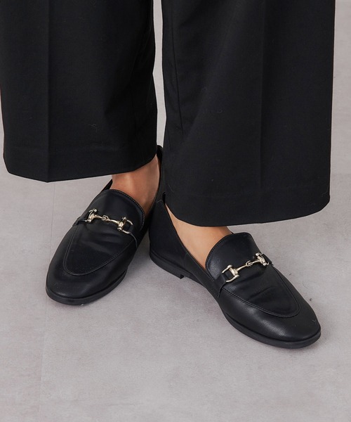 OUVRAGE CLASSE（ウヴラージュクラス）の「ビットローファー（ローファー・レディース・ブラック・MEDIUM/LARGE）」の2枚目の写真