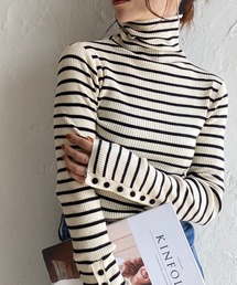 She's Closet（シーズクローゼット）の「袖ボタンハイネックタイト長袖リブタートルニットプルオーバー（ニット/セーター）」