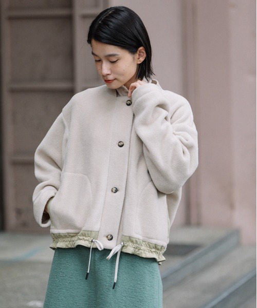 Munich(ミューニック)の「リサイクルポリエステルフリースブルゾン(ブルゾン・レディース・ベージュ/グレイッシュベージュ/ブラック・FREE)」の2枚目の写真