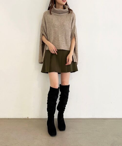 MAJESTIC LEGON（マジェスティックレゴン）の「プリーツミニスカパン（その他パンツ・レディース・ベージュ/カーキオリーブ/ブラック・MEDIUM）」の11枚目の写真