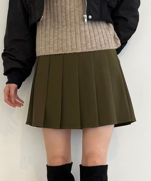 MAJESTIC LEGON（マジェスティックレゴン）の「プリーツミニスカパン（その他パンツ・レディース・ベージュ/カーキオリーブ/ブラック・MEDIUM）」の15枚目の写真