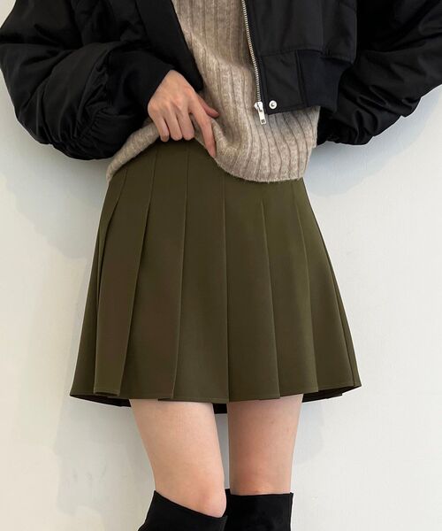 MAJESTIC LEGON（マジェスティックレゴン）の「プリーツミニスカパン（その他パンツ・レディース・ベージュ/カーキオリーブ/ブラック・MEDIUM）」の16枚目の写真
