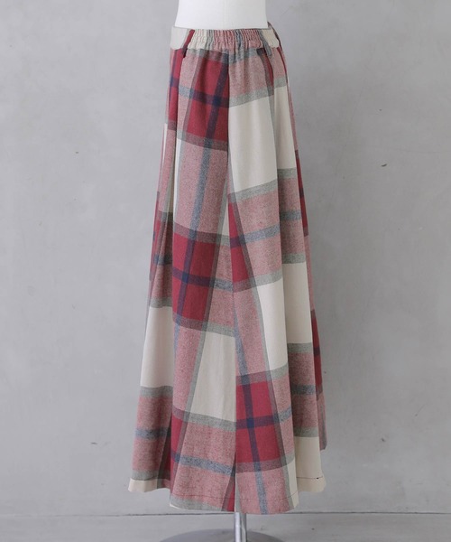 osharewalker（オシャレウォーカー）の「【廃盤】『ビッグチェック柄タックスカート』（スカート・レディース・レッド/キャメル/グリーン・1/2）」の11枚目の写真